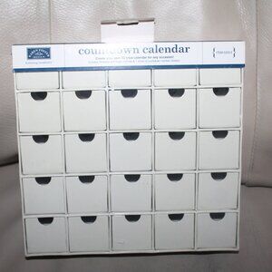 Karen Foster 3D Countdown Calendar, 25 Drawers with stickers